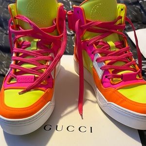 Gucci High top sneakers